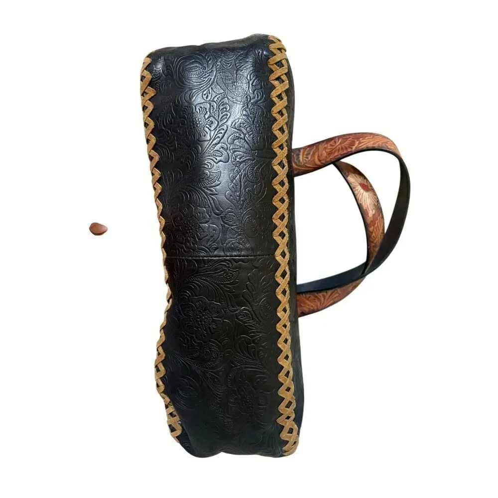 Santi Embossed Floral Western Y2K shoulder bag - Picture 7 of 16